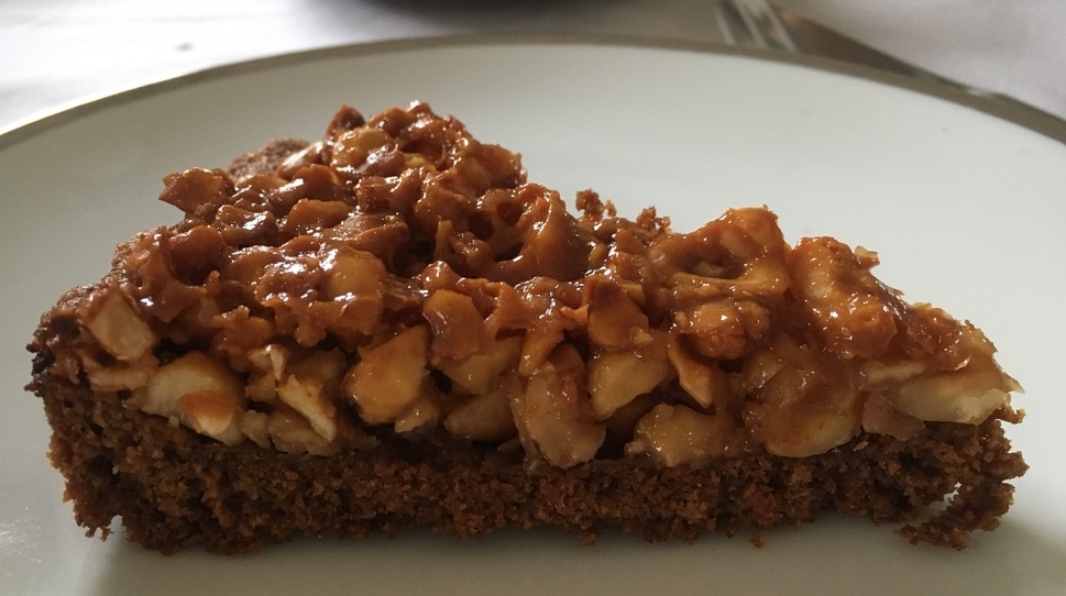 Nut cake